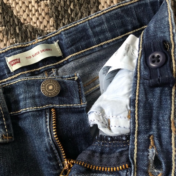 Levi’s Jeans - Picture 3 of 3